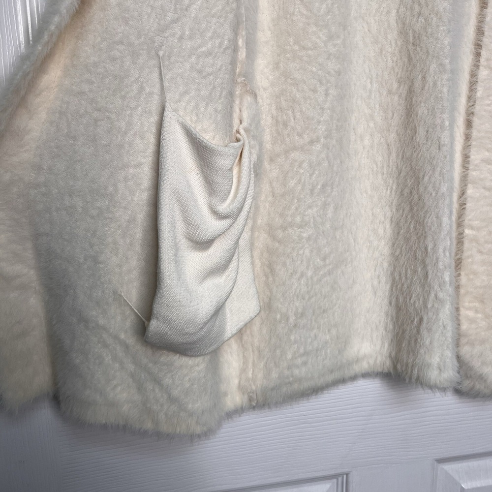 Banana Republic Womens Small Cream Cardigan Fur Long Classic Minimalist Luxury - Picture 5 of 9